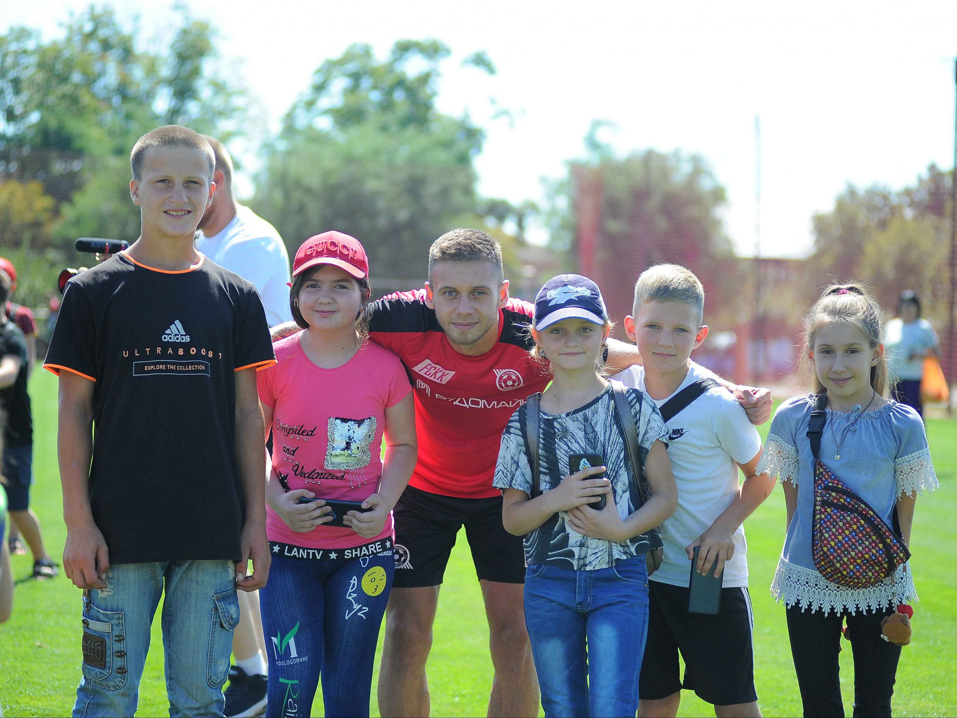 Особливий захід: гравці "Кривбасу" зустрілись з маленькими вболівальниками