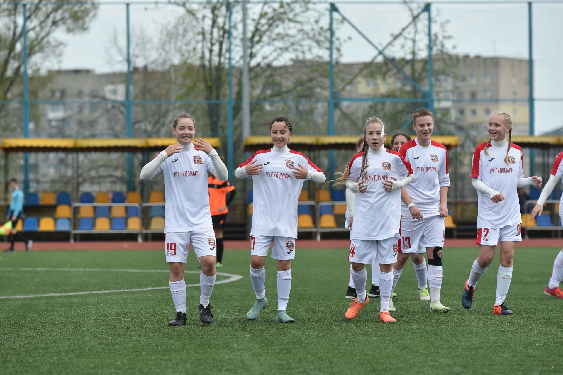 ЖФК "Кривбас" U-15 виходить до 1/4 фіналу Кубку дівочої ліги!
