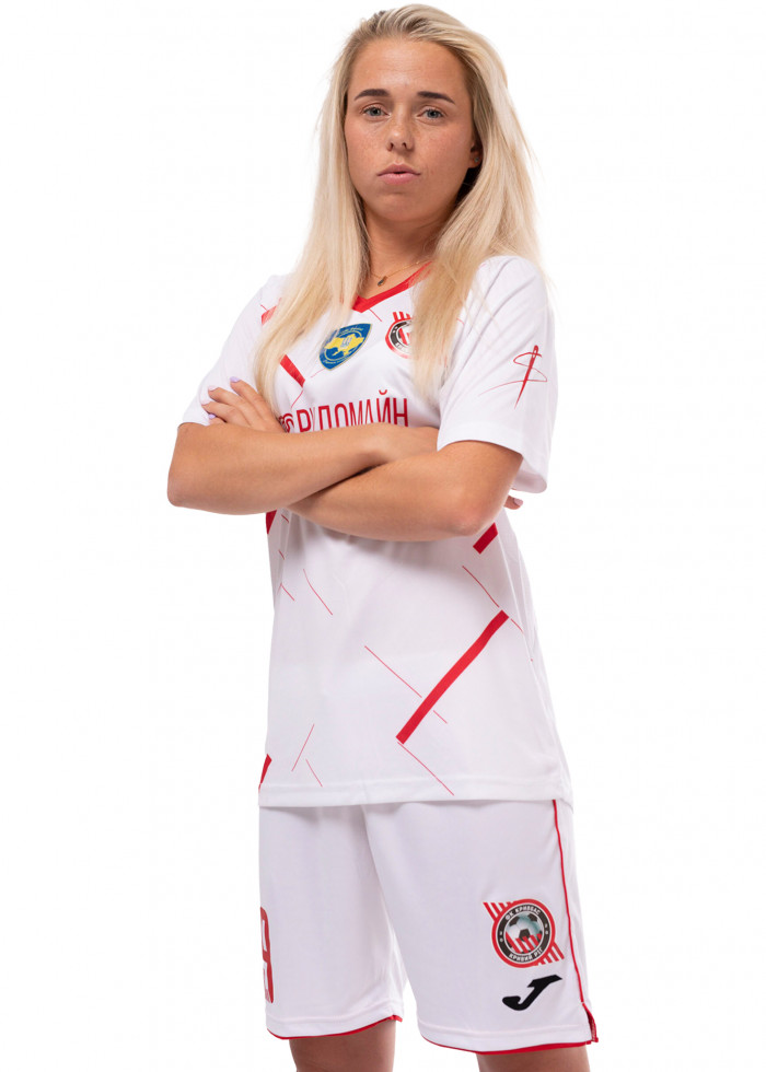 Кочнєва Ірина